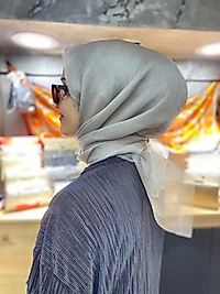 ÇİFT KATLI TÜLLÜ EŞARP